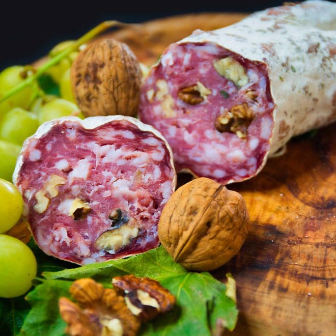 Saucisson sec aux noix