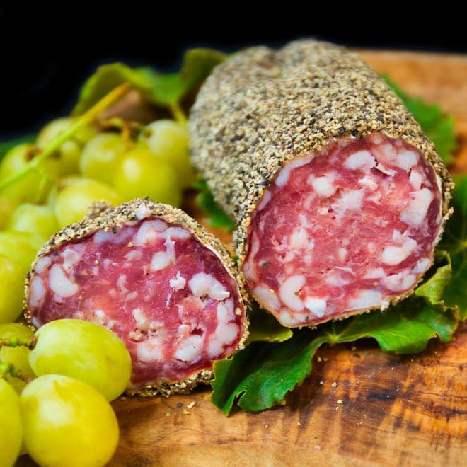 Saucisson sec enrobé au poivre