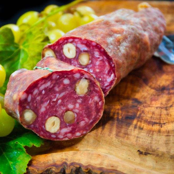 Saucisson pur porc aux noisettes
